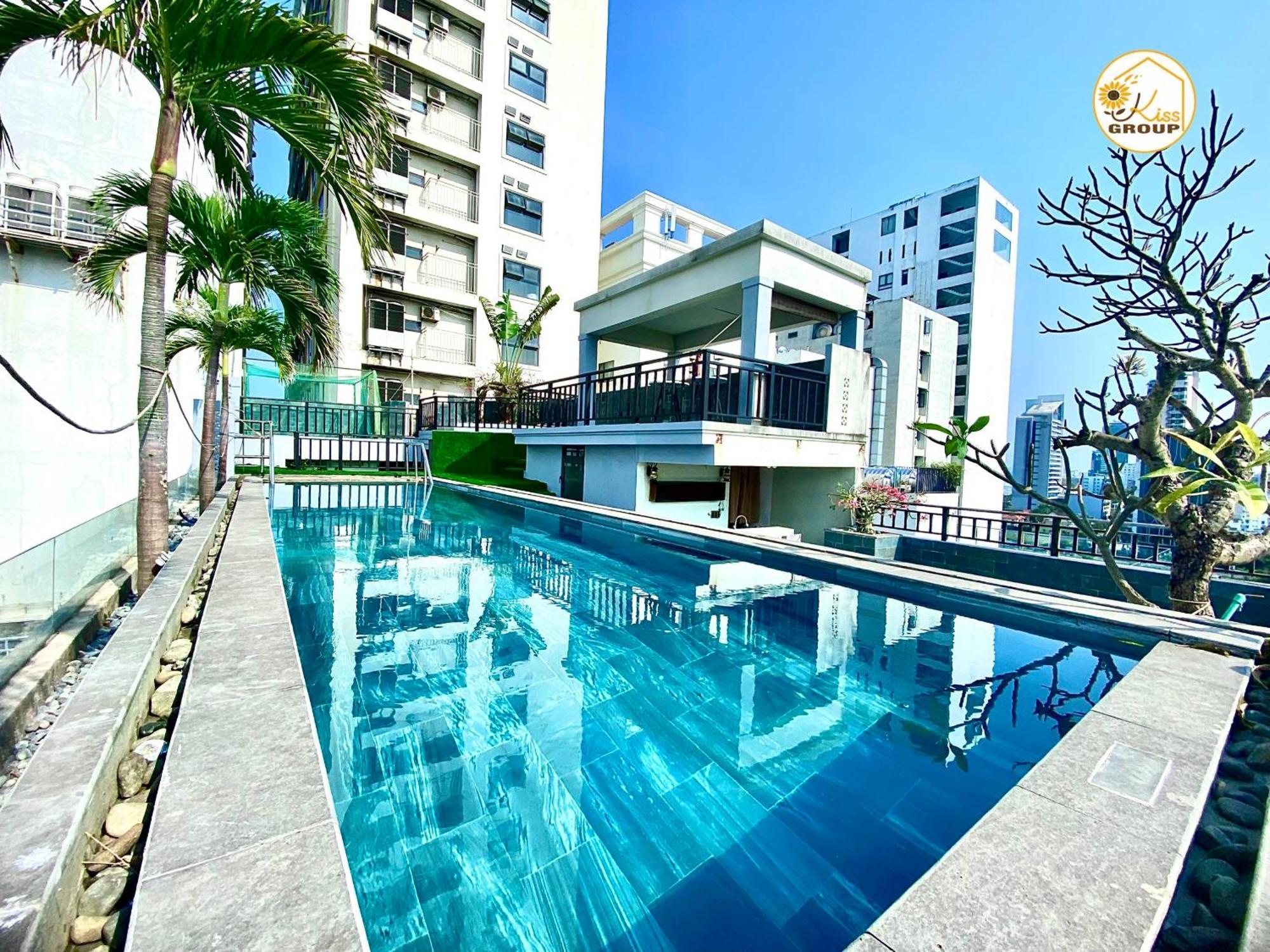 Tokyo Boutique Front Beach Hotel Da Nang Exterior photo